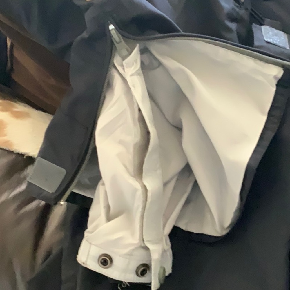 Ski pants - Picture 16 of 16